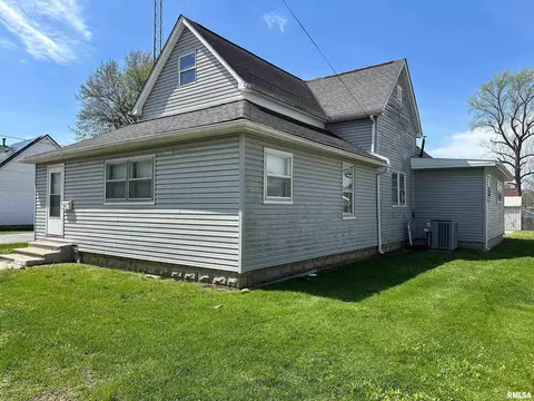 403 S State St, Christopher, IL 62822 photo 43