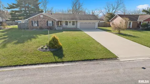 312 Circle Dr, Salem, IL 62881 photo 33