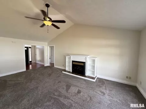 1108 Folgers St, Marion, IL 62959 photo 7
