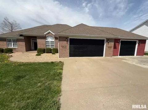 1108 Folgers St, Marion, IL 62959 photo 4