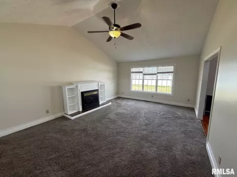1108 Folgers St, Marion, IL 62959 photo 6
