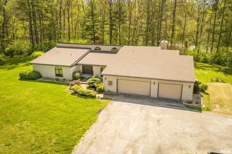 1 Morgan Dr, Murphysboro, IL 62966