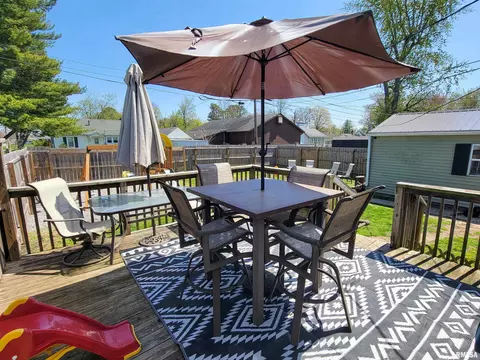 1122 Rider St, Flora, IL 62839 photo 3