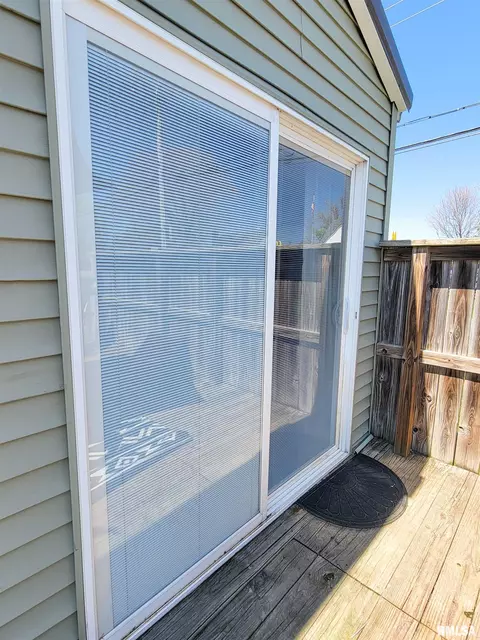 1122 Rider St, Flora, IL 62839 photo 27