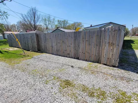 1122 Rider St, Flora, IL 62839 photo 63