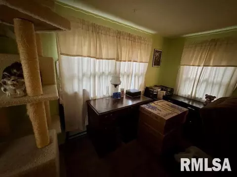 1305 S Maple St, Centralia, IL 62801 photo 7