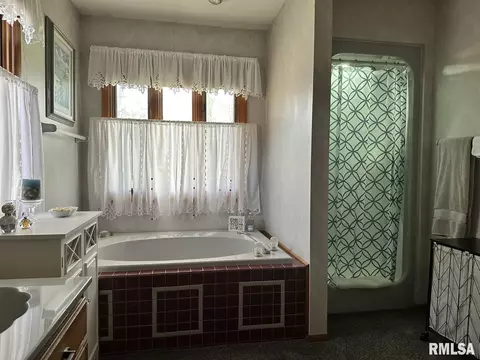 3 Suburban Dr, Murphysboro, IL 62966 photo 21