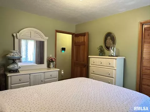 3 Suburban Dr, Murphysboro, IL 62966 photo 26