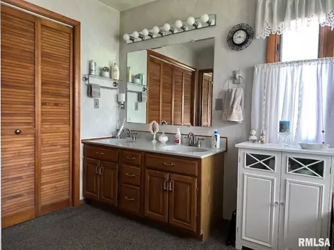 3 Suburban Dr, Murphysboro, IL 62966 photo 19