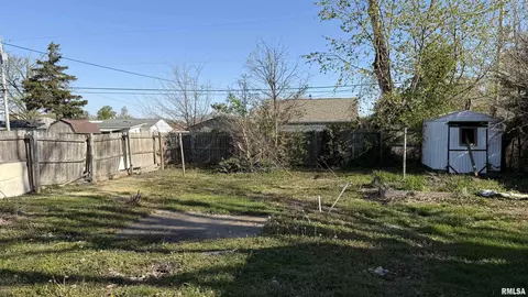 1446 E 4th, Centralia, IL 62801 photo 16