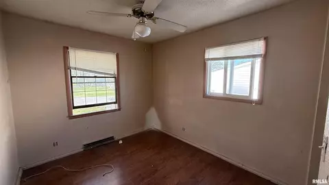 1446 E 4th, Centralia, IL 62801 photo 10