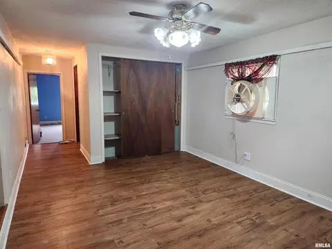 2809 Cherry St, Mount Vernon, IL 62864 photo 13