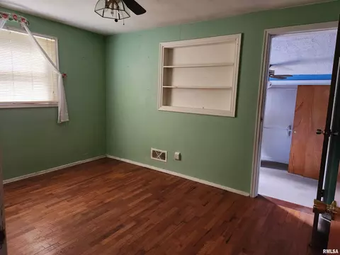 2809 Cherry St, Mount Vernon, IL 62864 photo 21