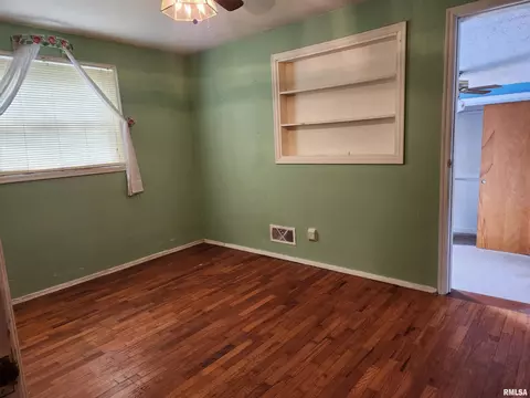 2809 Cherry St, Mount Vernon, IL 62864 photo 23