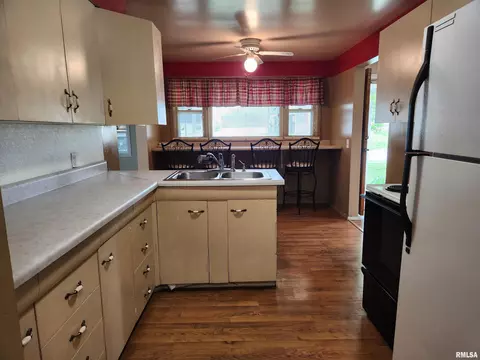 2809 Cherry St, Mount Vernon, IL 62864 photo 6