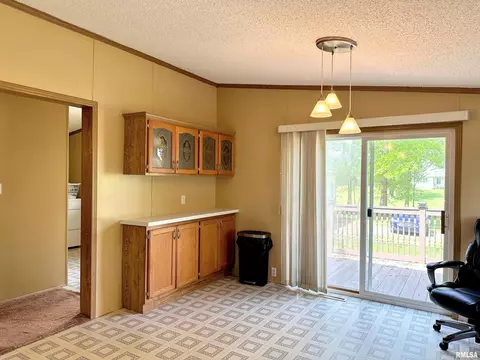 15079 E Gibson Rd, Mount Vernon, IL 62864 photo 11