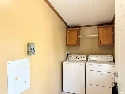 15079 E Gibson Rd, Mount Vernon, IL 62864 photo 22