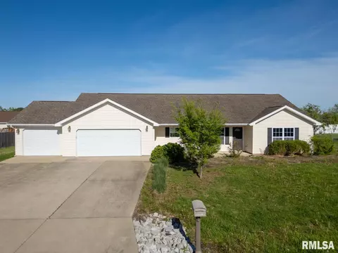 11280 Alta Dr, Carterville, IL 62918