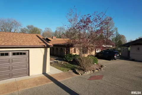 206 Fox Creek Rd, Flora, IL 62839 photo 35