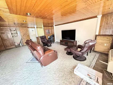 206 Fox Creek Rd, Flora, IL 62839 photo 6
