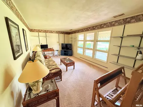 206 Fox Creek Rd, Flora, IL 62839 photo 19