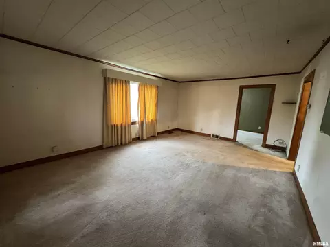 809 W Chestnut St, Marion, IL 62959 photo 8