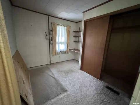 809 W Chestnut St, Marion, IL 62959 photo 13
