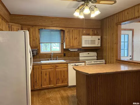 600 S 23rd St, Mount Vernon, IL 62864 photo 9