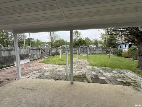 600 S 23rd St, Mount Vernon, IL 62864 photo 21