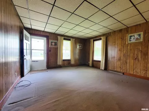 439 Fair Ave, Flora, IL 62839 photo 7