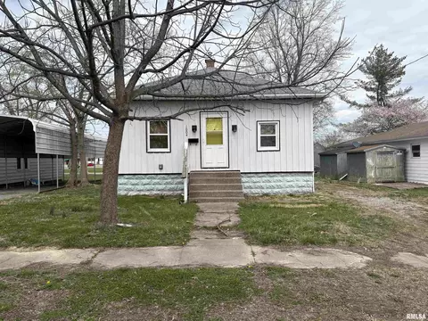 1004 E Carter St, Marion, IL 62959 photo 1