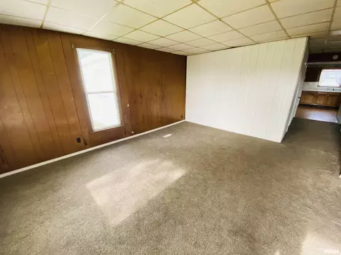 605 N Cedar St, Sandoval, IL 62882 photo 7
