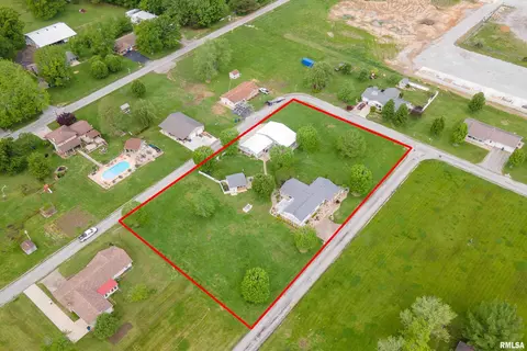 24 Karen Dr, Christopher, IL 62822 photo 46