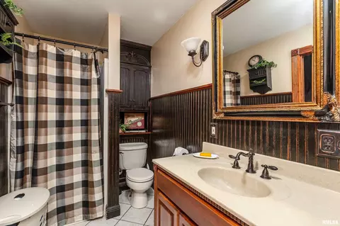 24 Karen Dr, Christopher, IL 62822 photo 28
