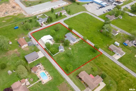 24 Karen Dr, Christopher, IL 62822 photo 47