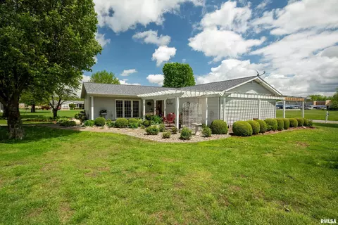 24 Karen Dr, Christopher, IL 62822 photo 31