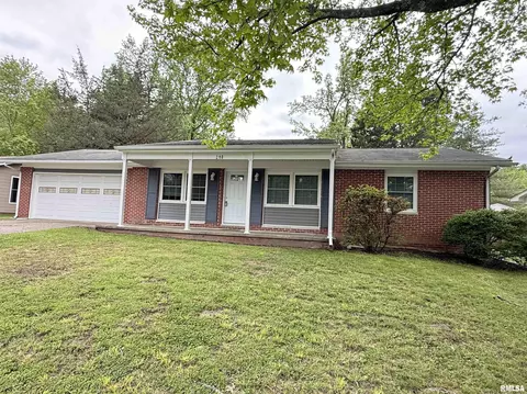210 S Glenview Dr, Carbondale, IL 62901