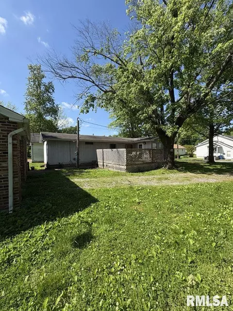 406 Church St, Christopher, IL 62822 photo 25