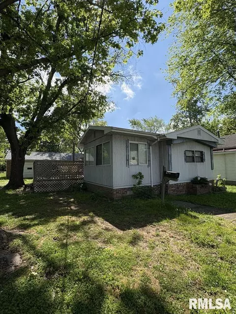 406 Church St, Christopher, IL 62822 photo 21