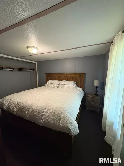 406 Church St, Christopher, IL 62822 photo 13