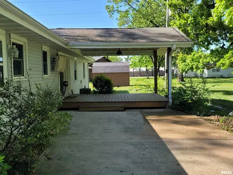219 Oak Tree Ave, Salem, IL 62881 photo 28
