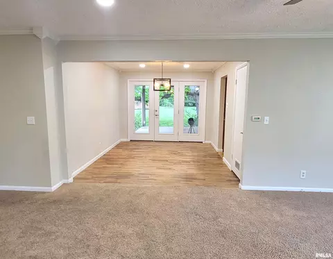 219 Oak Tree Ave, Salem, IL 62881 photo 13