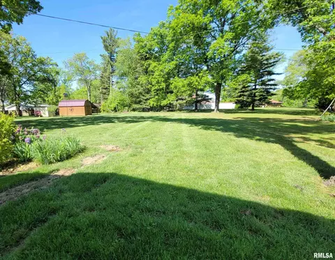 219 Oak Tree Ave, Salem, IL 62881 photo 32
