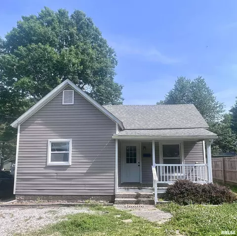 416 Elles Ave, Carterville, IL 62918