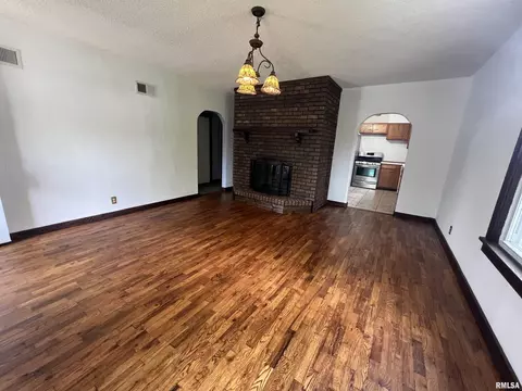 2704 Cherry St, Mount Vernon, IL 62864 photo 12