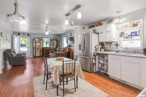 2027 Casey Ave, Mount Vernon, IL 62864 photo 7