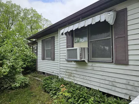 108 Fair Ave, Flora, IL 62839 photo 9