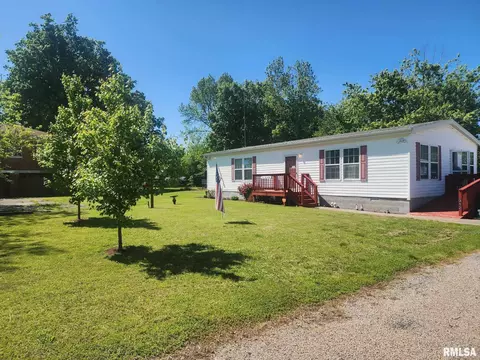 312 Beulah St, Christopher, IL 62822 photo 2