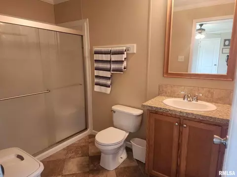 312 Beulah St, Christopher, IL 62822 photo 12