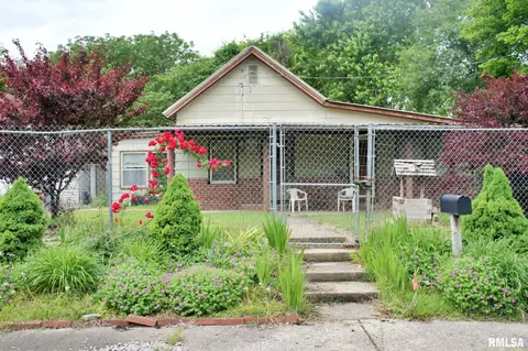 207 Butler St, Metropolis, IL 62960
